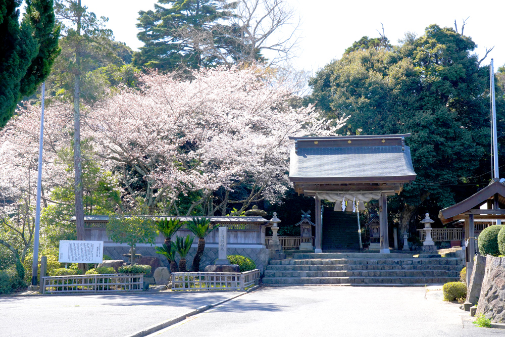 Hokueikunisaka Shrine