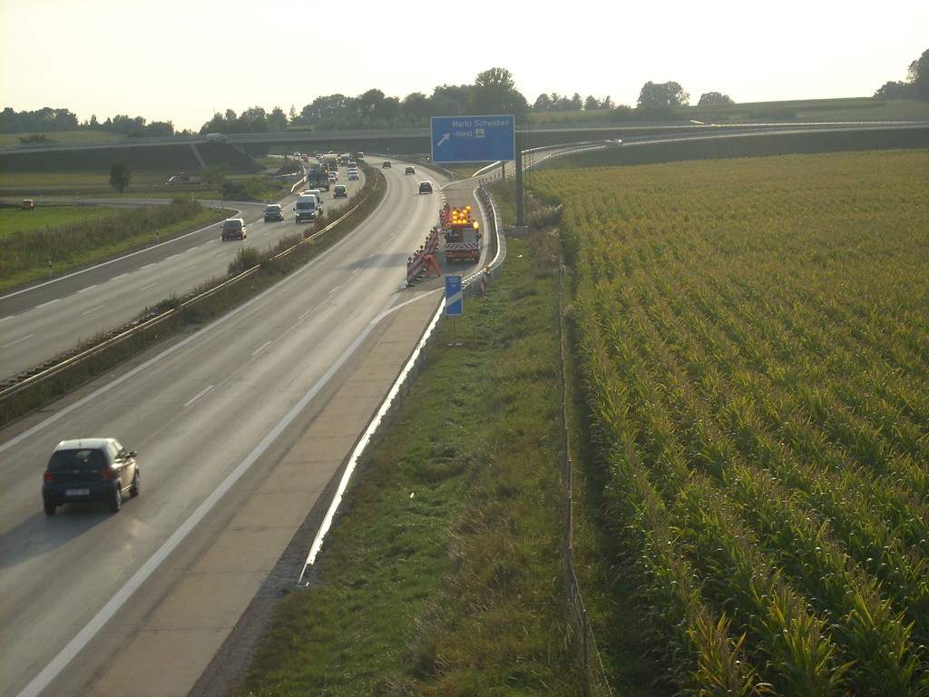 von der A94 Abfahrt zur FTO