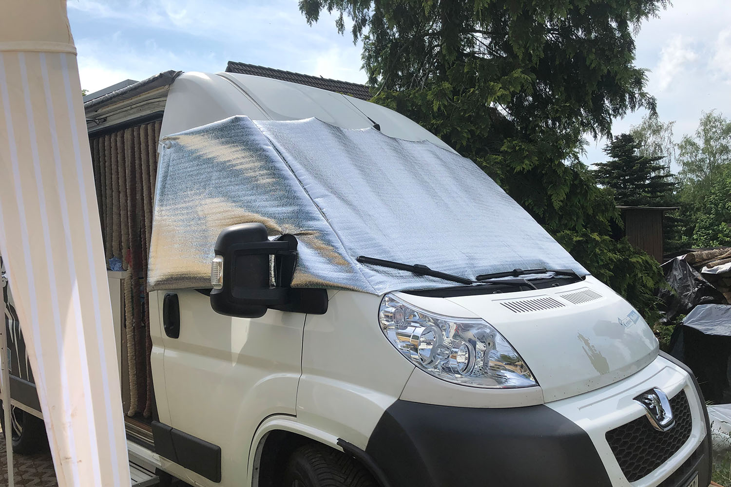 DIY-Sonnenschutz für den Sevel