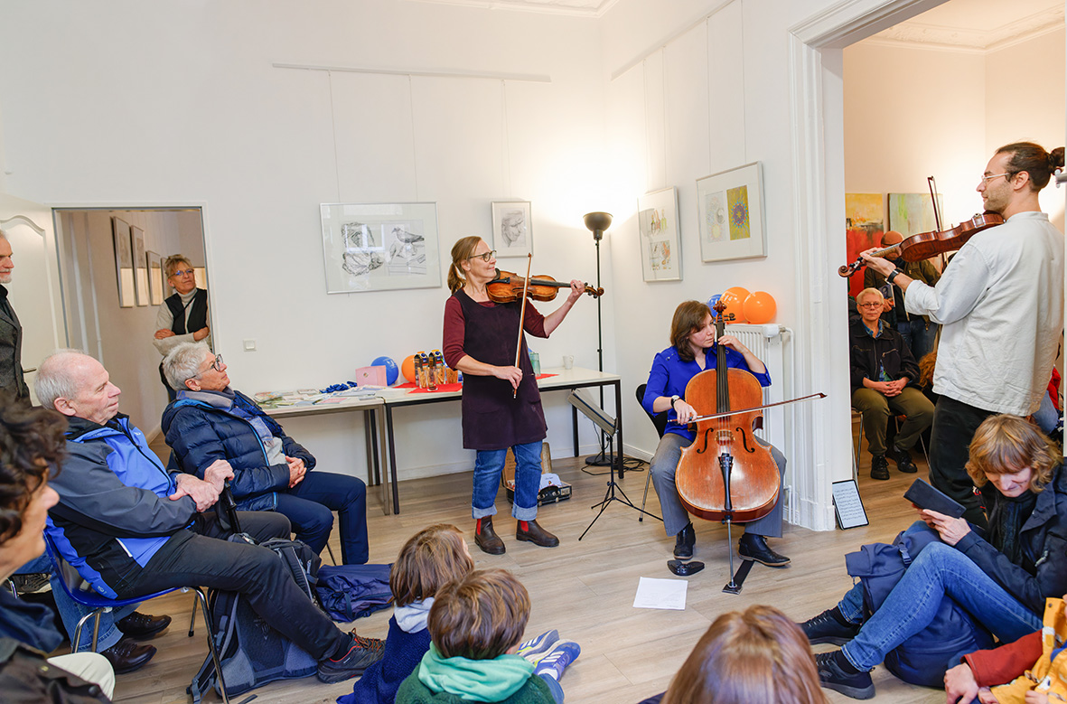 hälm im Vor-Ort-Büro, Foto: Oliver Richter