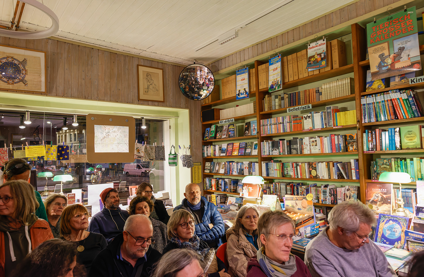 Ares Gratal in der Buchhandlung am Schäfersee, Foto: Annette Richter