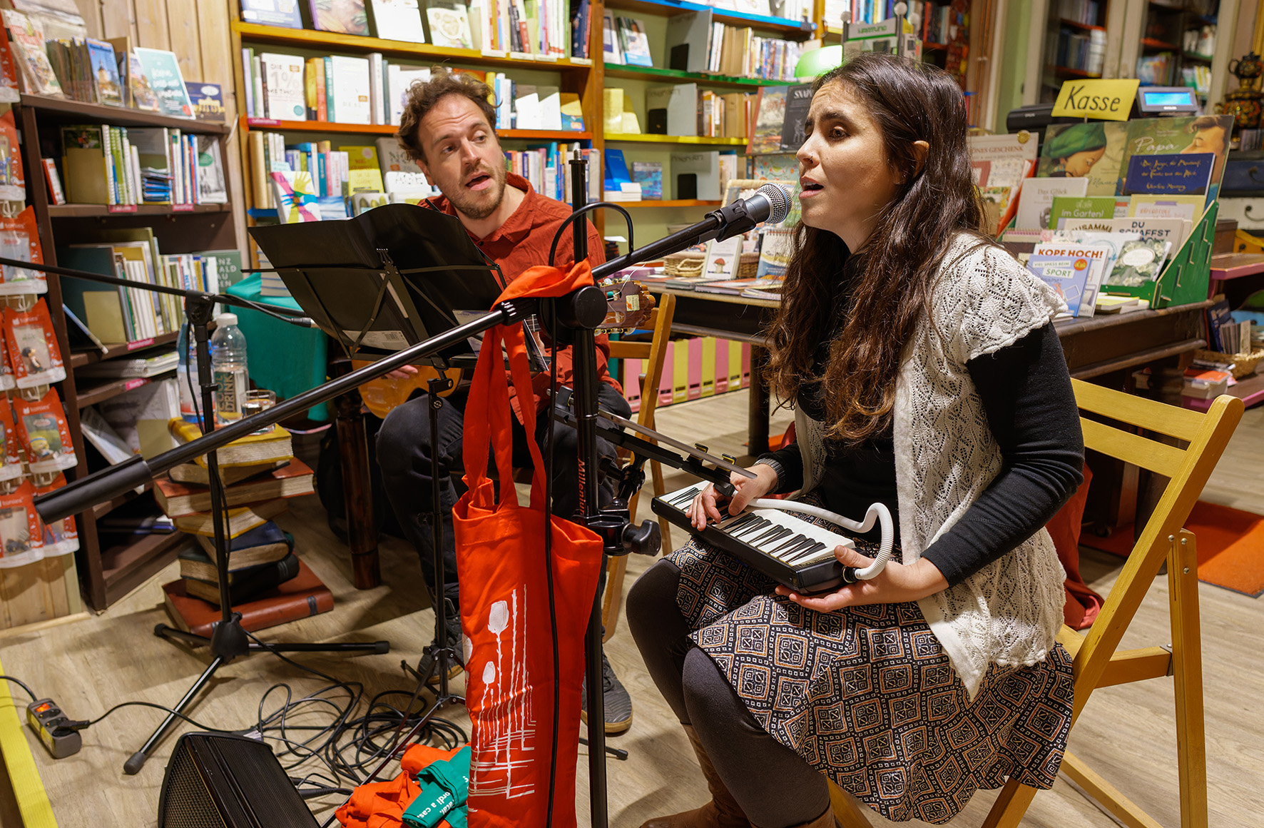 Ares Gratal in der Buchhandlung am Schäfersee, Foto: Annette Richter