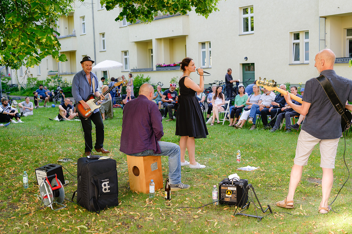 Cat Music im Innenhof, Foto: Oliver Richter