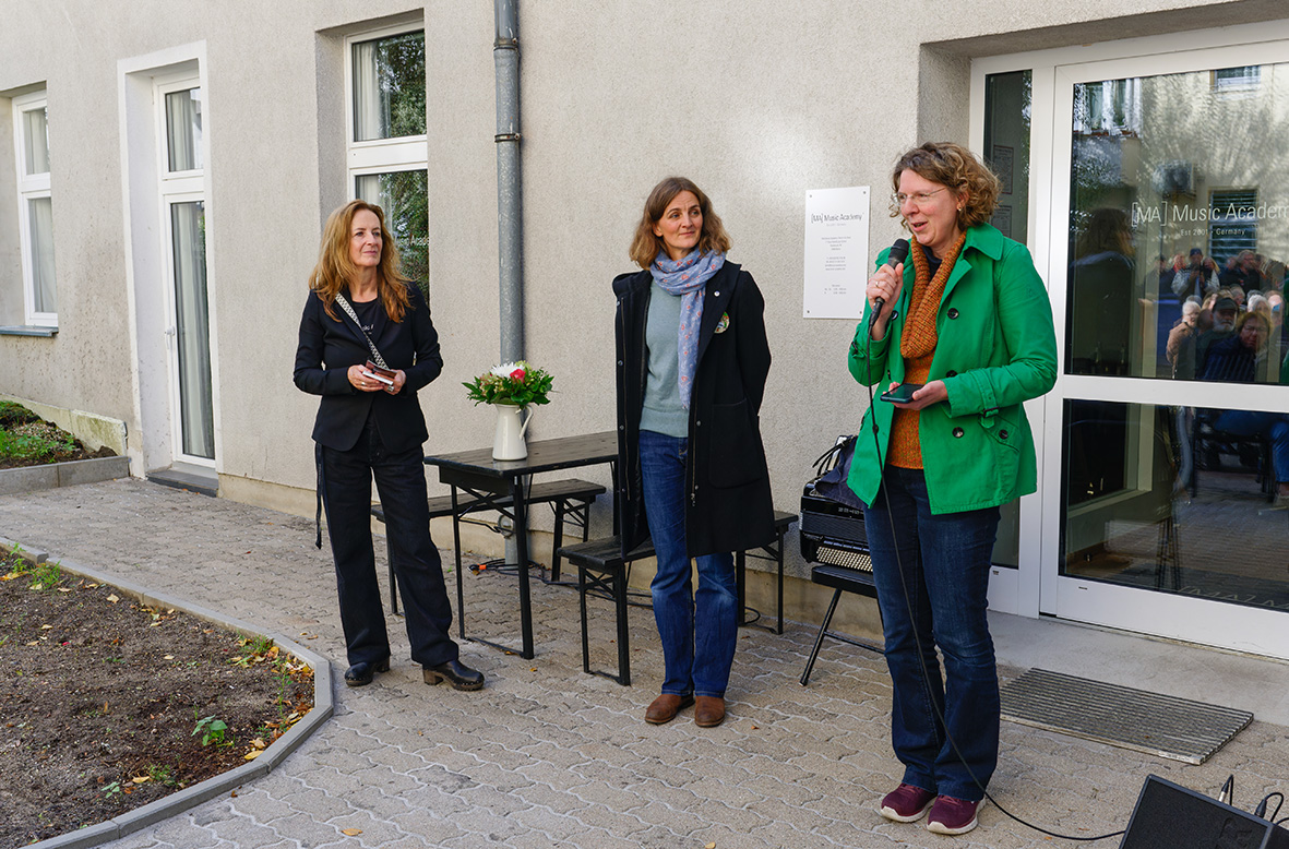 Begrüßung durch Bezirksstadträtin Korinna Stephan (Grüne), Foto: Oliver Richter