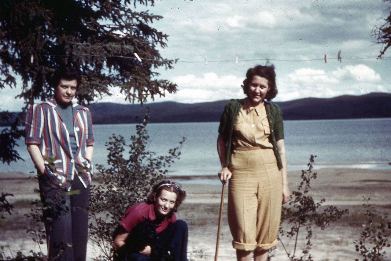 Unknown on left, Dorothy Pattinson Lathrop school teacher and Rosamond Weller Main School principal on right. 1940's.