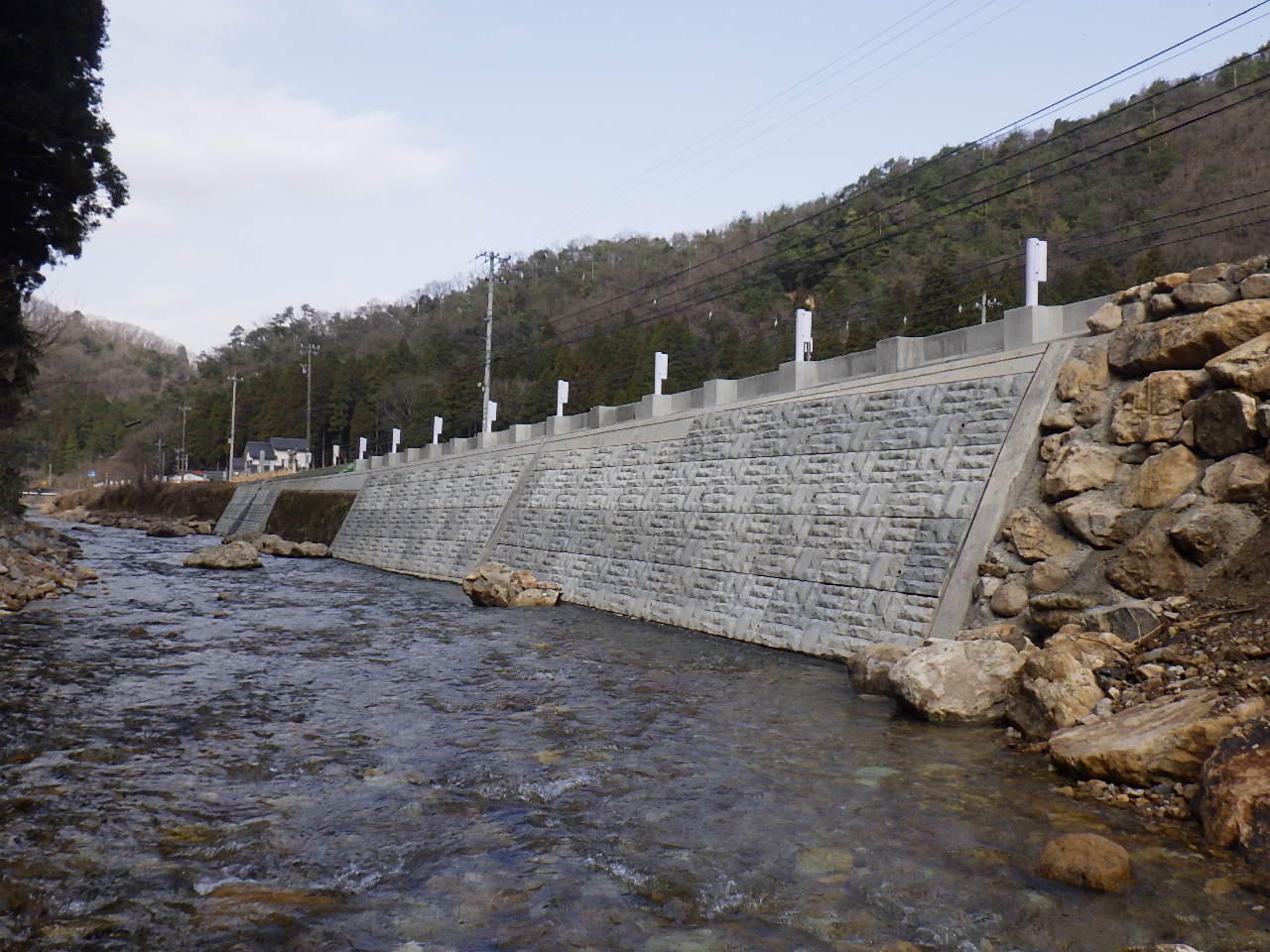 一級河川滓上川　広域河川改修工事（護岸工その１）