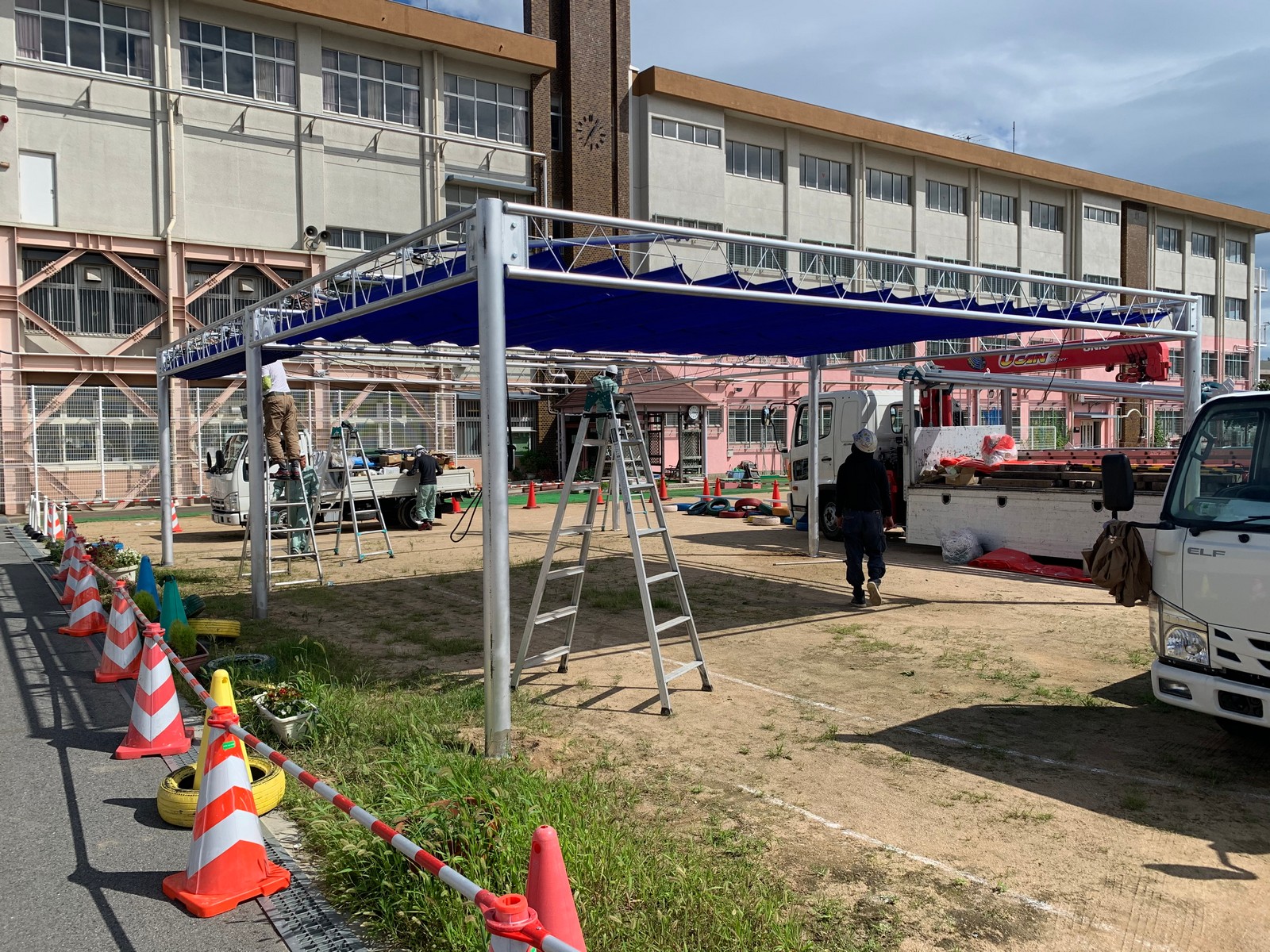 遮光ルーフ施工例
