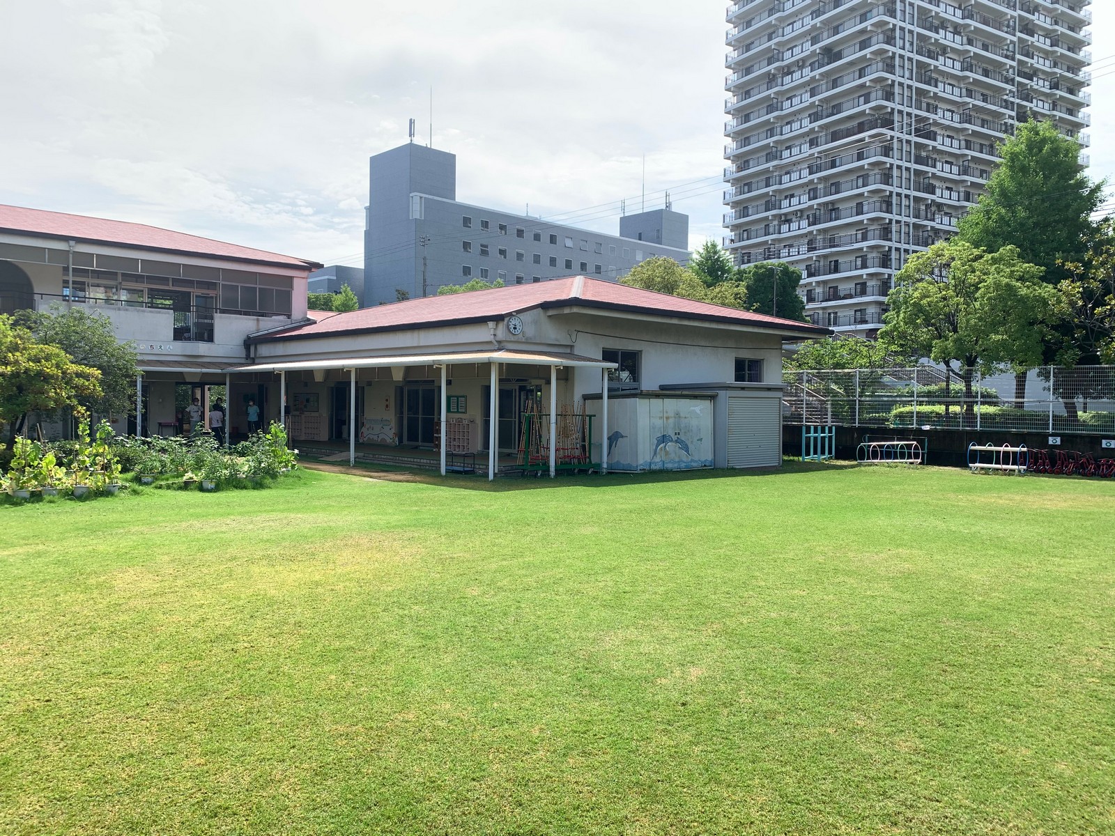 遮光ルーフ施工例