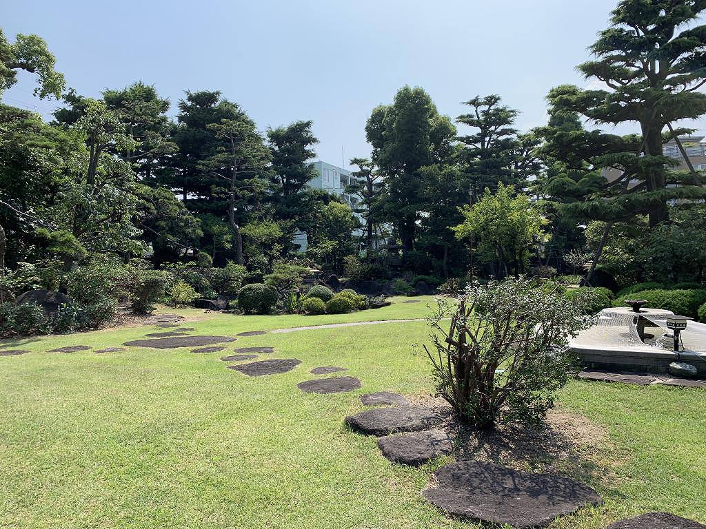 教育施設の庭