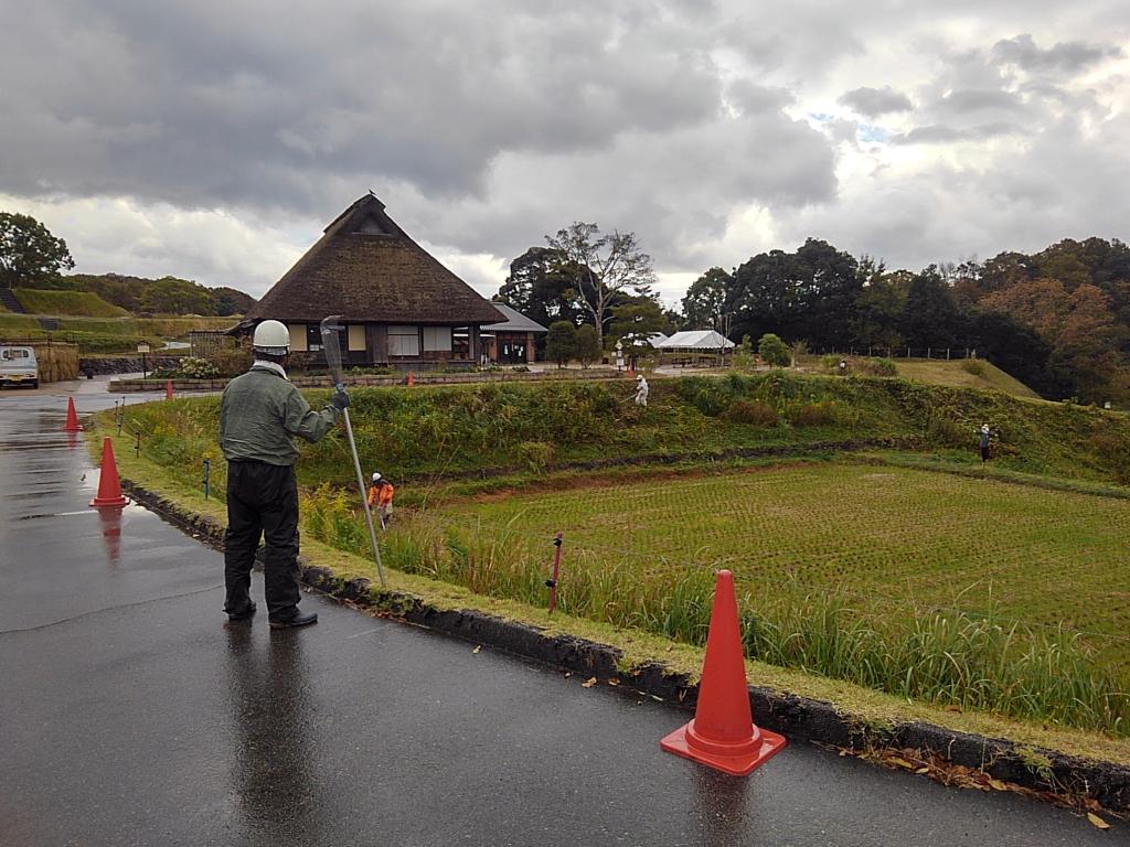 国営明石海峡公園 神戸地区 あいな里山公園草刈作業