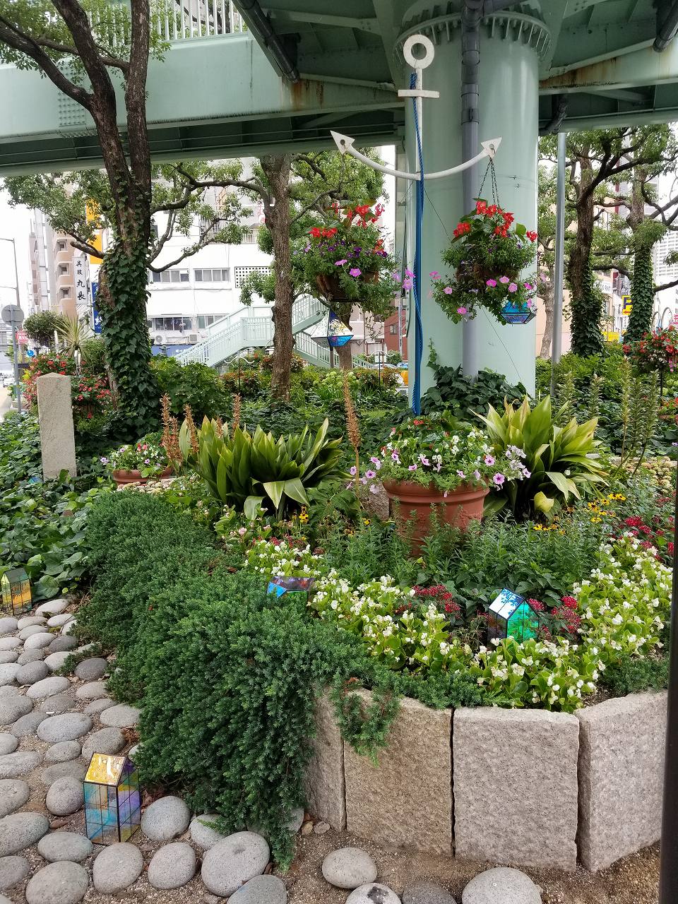 三宮北エリア花壇管理業務
