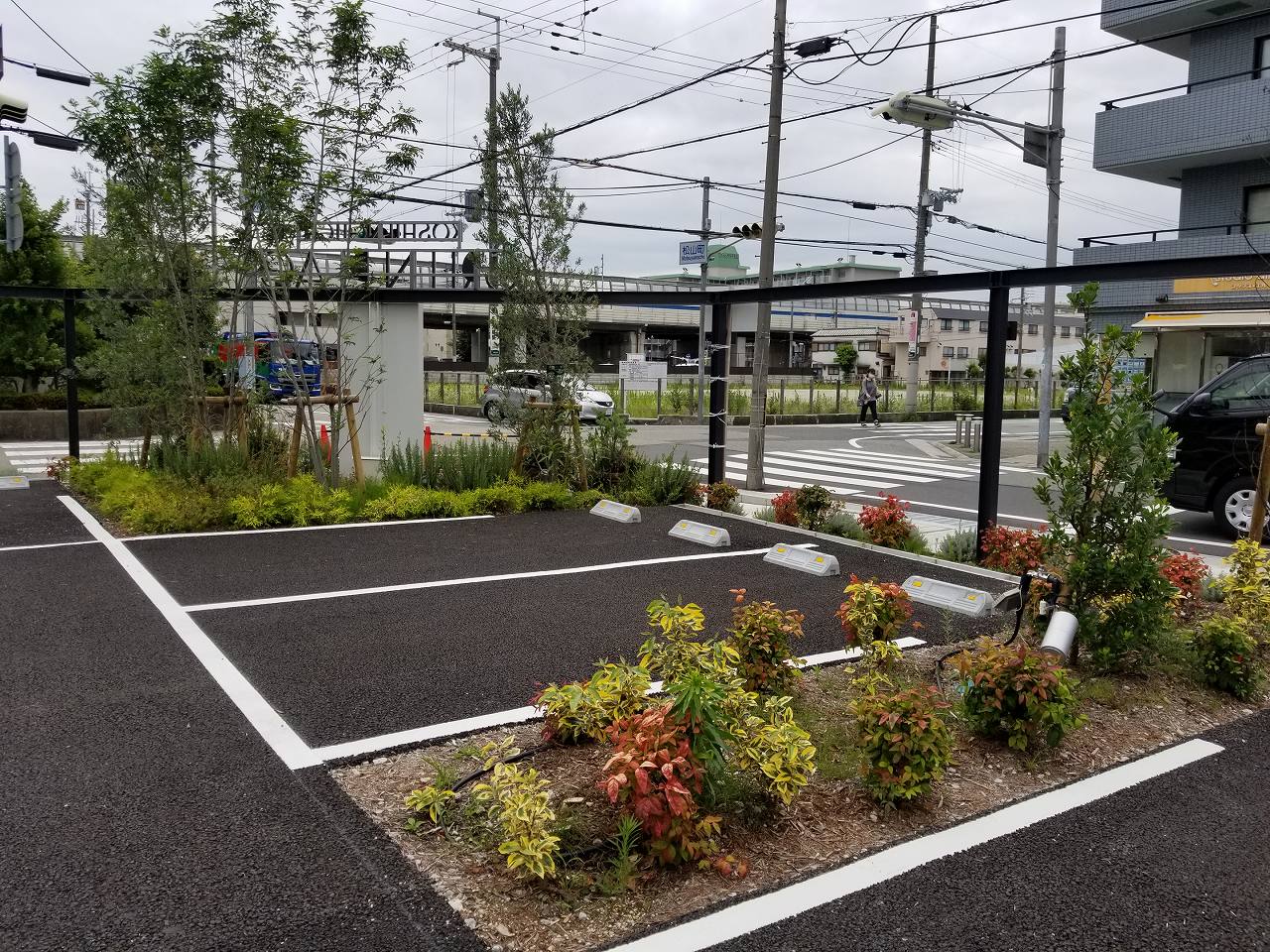 商業施設駐車場緑化