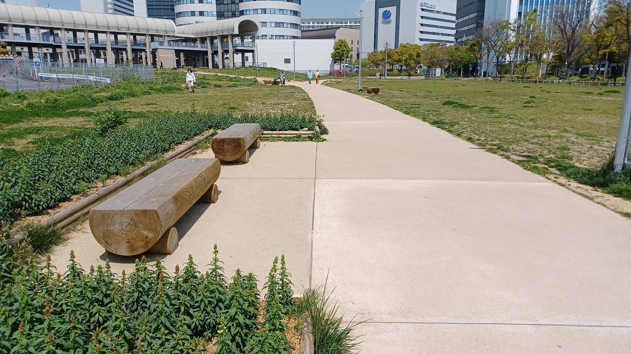 ポートアイランド 北ひまわり広場