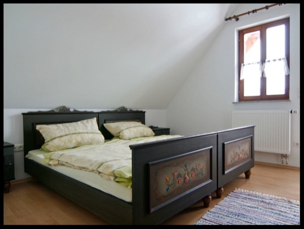 Schlafzimmer 4