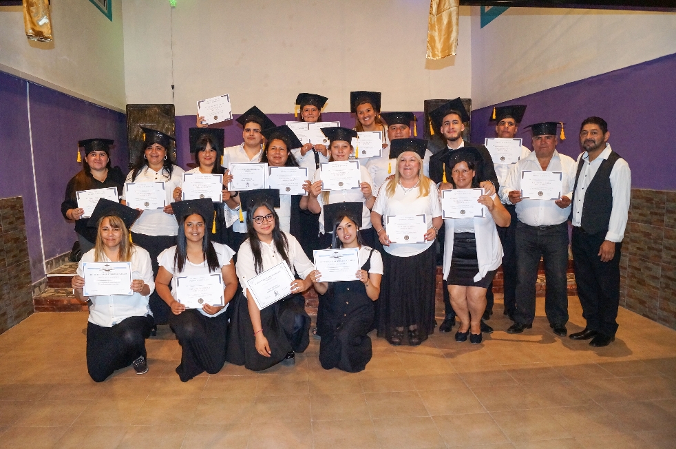 Egresado de el 3 año de teología