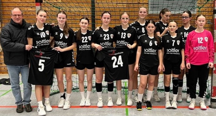 Sponsoren sorgen für einheitliche Trikots im Jugendhandball