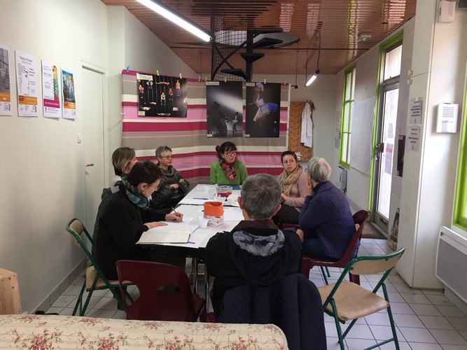 Chacun peut s'y arrêter et participer un instant...