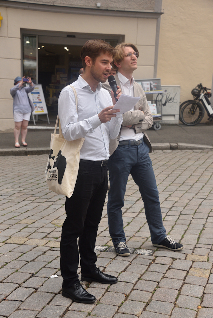 Dr. M Osmont (ICFA) und Pr.Dr. J. Großmann (Uni Tübingen)