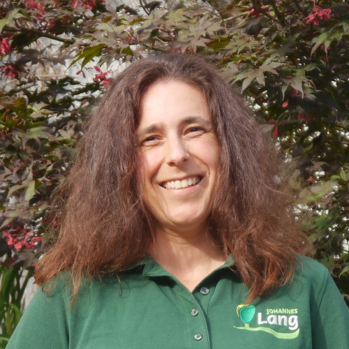 Silvia Lang ✨ Gartenbau ✔️ Gartengestaltung ✔️ und Gartenpflege ✔️ für Aschaffenburg ✔️ Johannes Lang Gärten ✔️ Im Grünen zu Hause ✔️ Rufen Sie uns an! Tel.: 06021-6296699