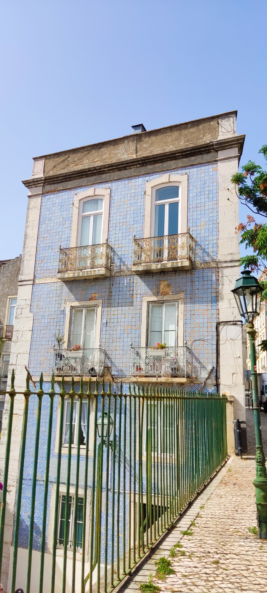 Portugals wunderschöne Keramikfliesen-Azulejos