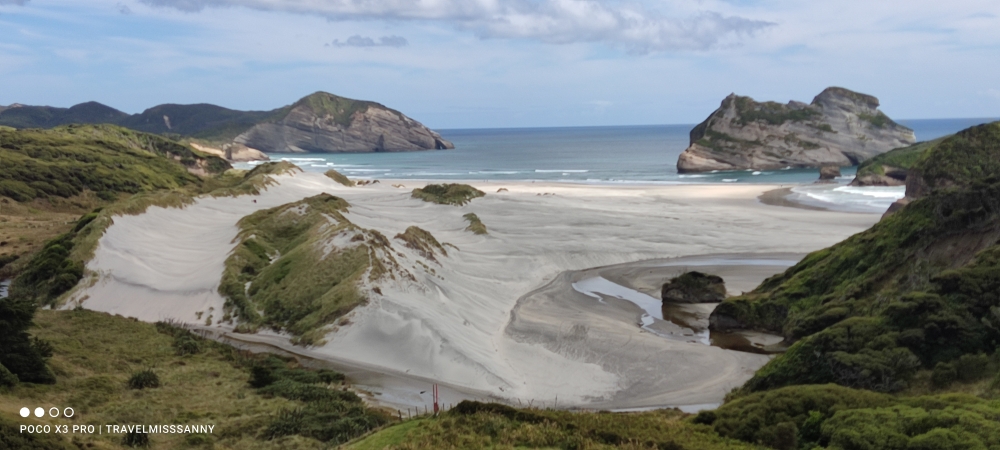 Wharariki Beach