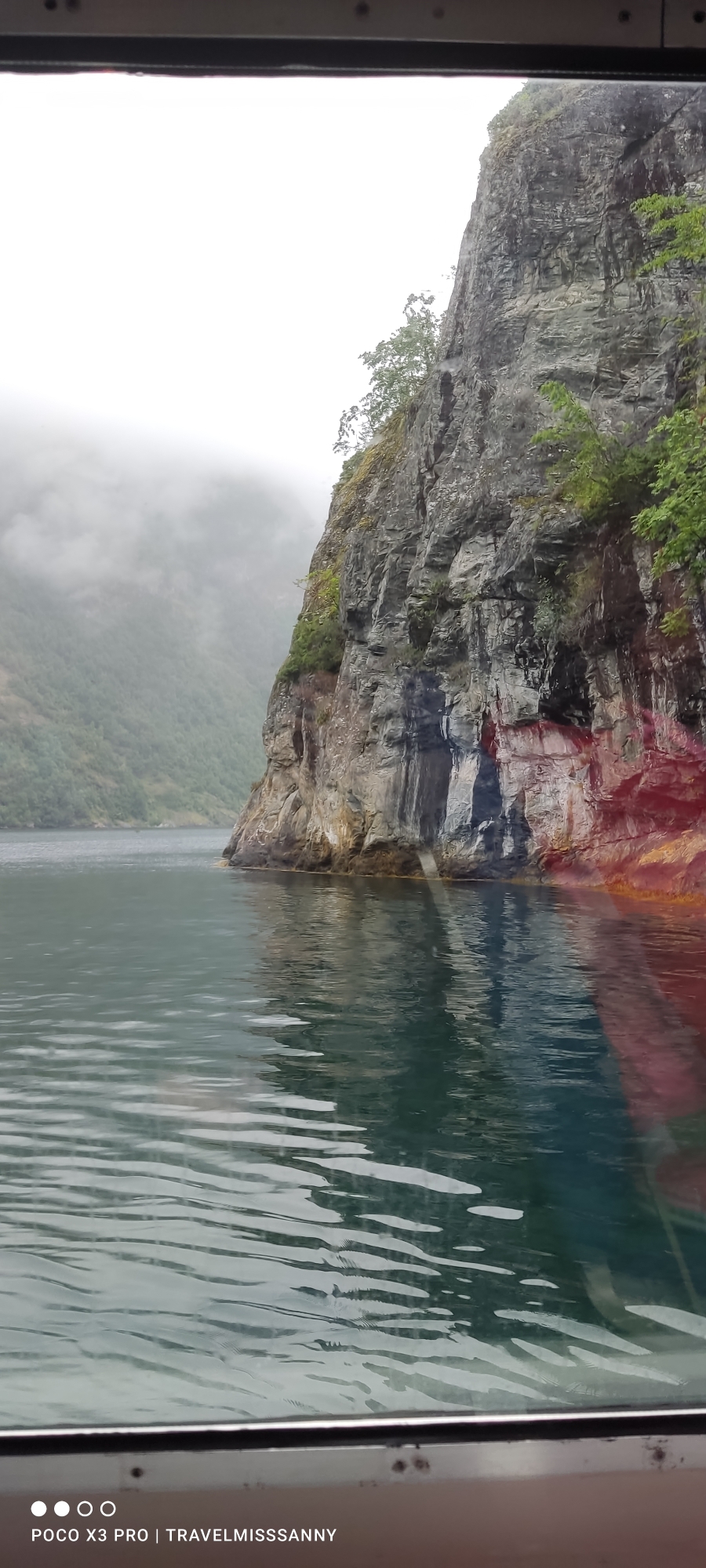 Fjordfahrt Geiranger folgend ....