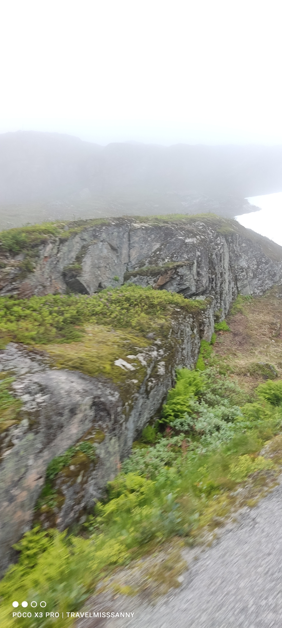 Schnee und Nebel am 31.07.22 auf 1000m, Trollstigen 