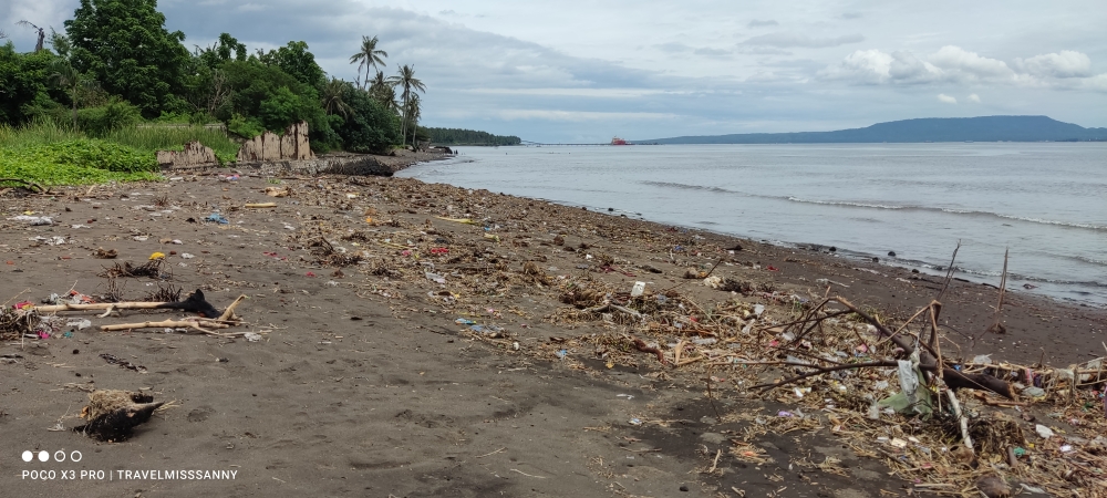 Banyuwangi Strand....hier gehen wir nicht baden