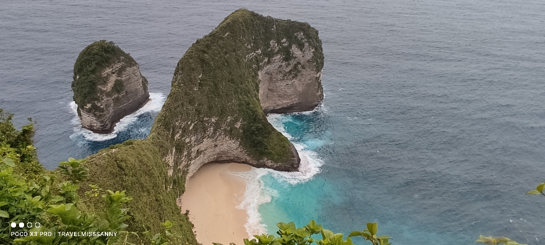Kelingking Beach