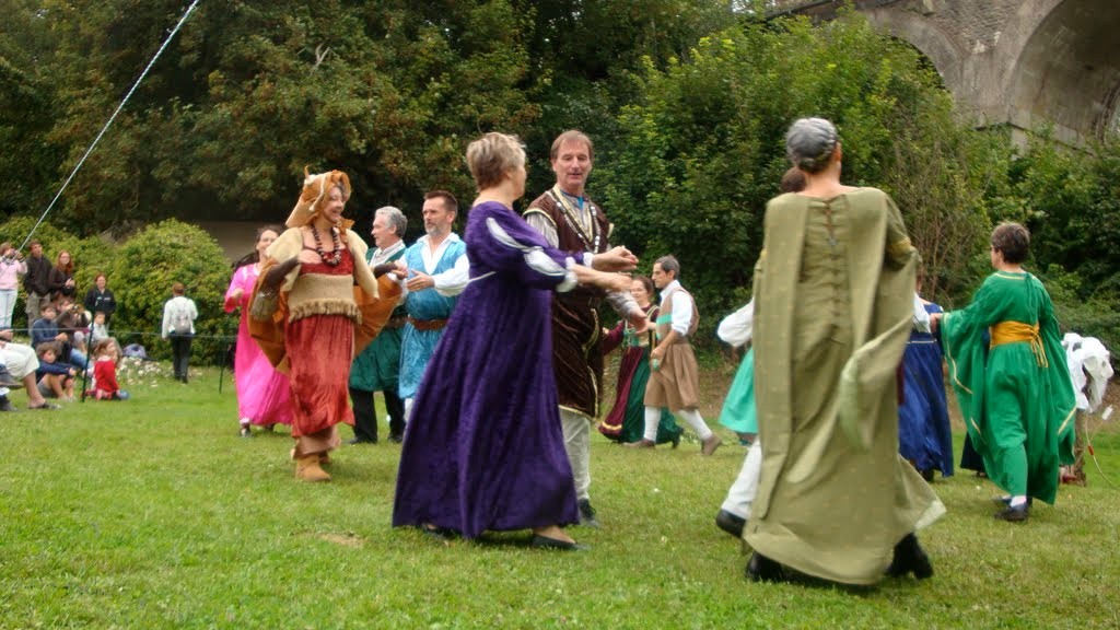 Lors d'une pièce de théâtre en plein-air