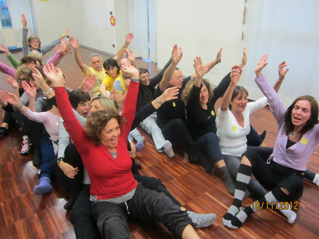 Loredana Zagami con yoga della risata Torino il metodo del Dott.  Madan Kataria 