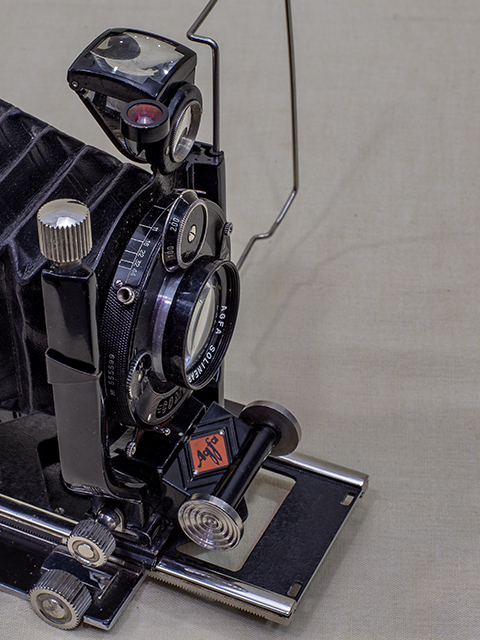 AGFA: Isolar Price Guide: estimate a camera value