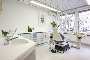 The Face of Beauty: Dental Room