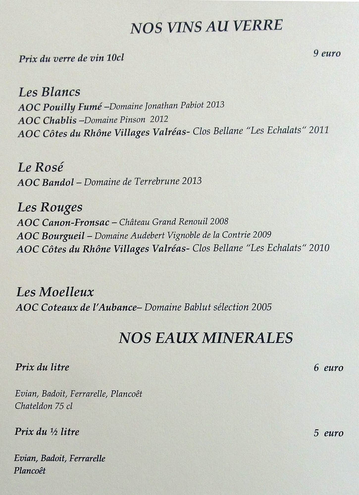 Vins au verre et eaux minérales