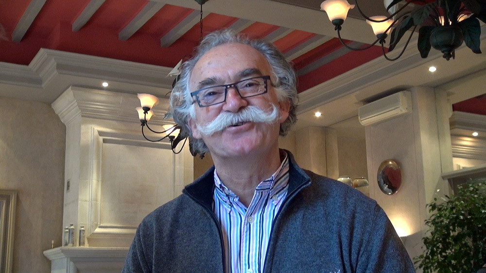 Alexis Pélissou et sa célèbre moustache "guidon"