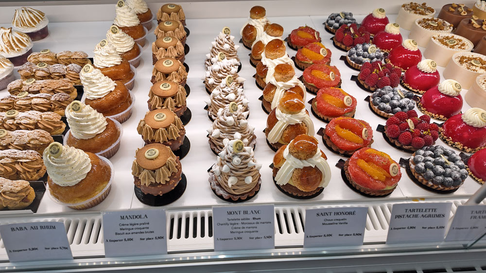 Quelques-unes de la vingtaine de pâtisseries proposées