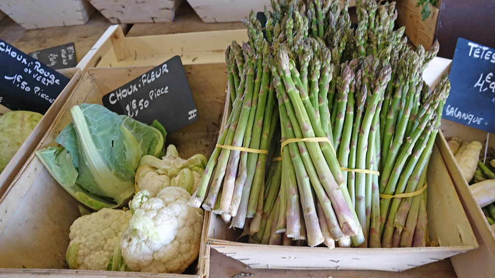 Asperges vertes et choux-fleurs