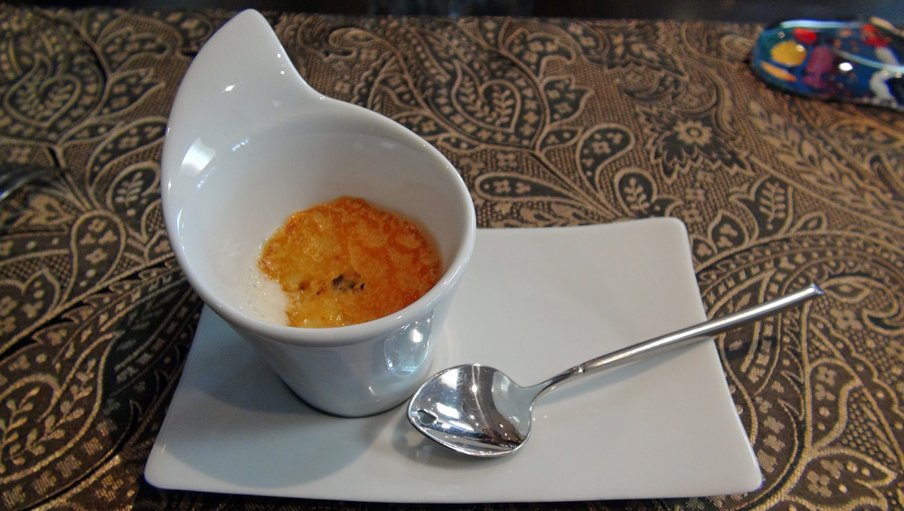 Patience : Potage de cèleri-rave & chips de fromage au gruyère