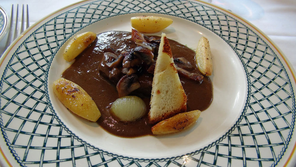 Civet de gibier (marcassin) façon grand-mère