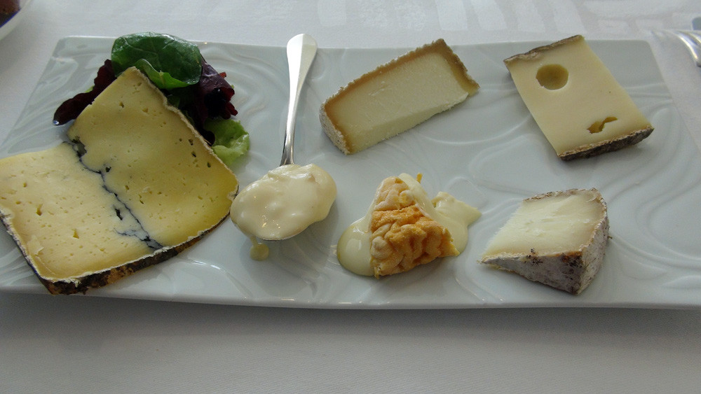 Mon choix : Glaguette, Epoisses, Clacbitou, Langres, Tomme de Bretagne et Tomme du Jura