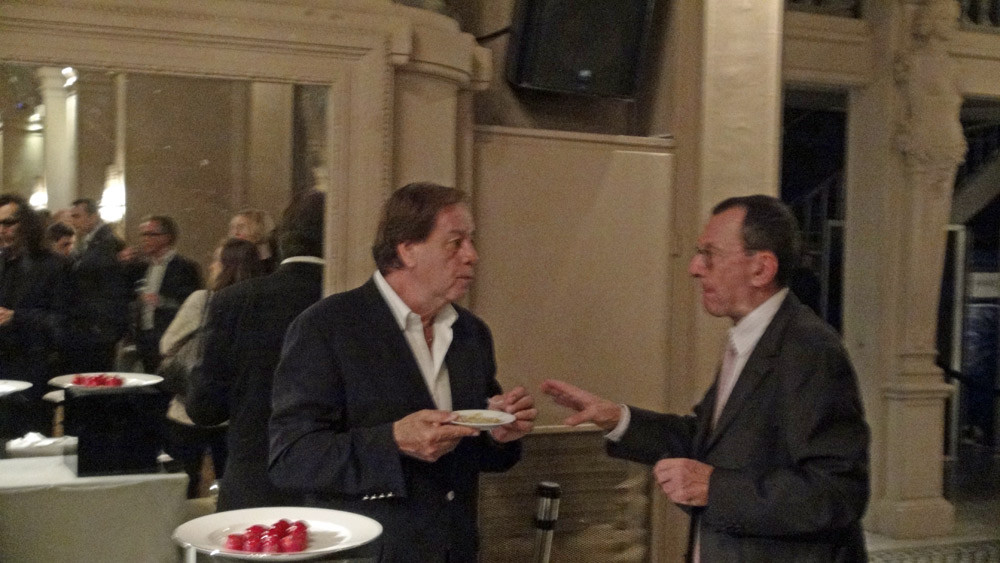 Même pas invité au dîner assis, Daniel Lauclair, le reporter sportif "teinté" et attitré de FR3