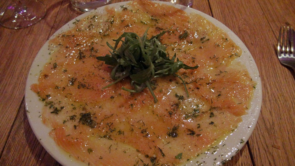 Carpaccio de saumon aux herbes