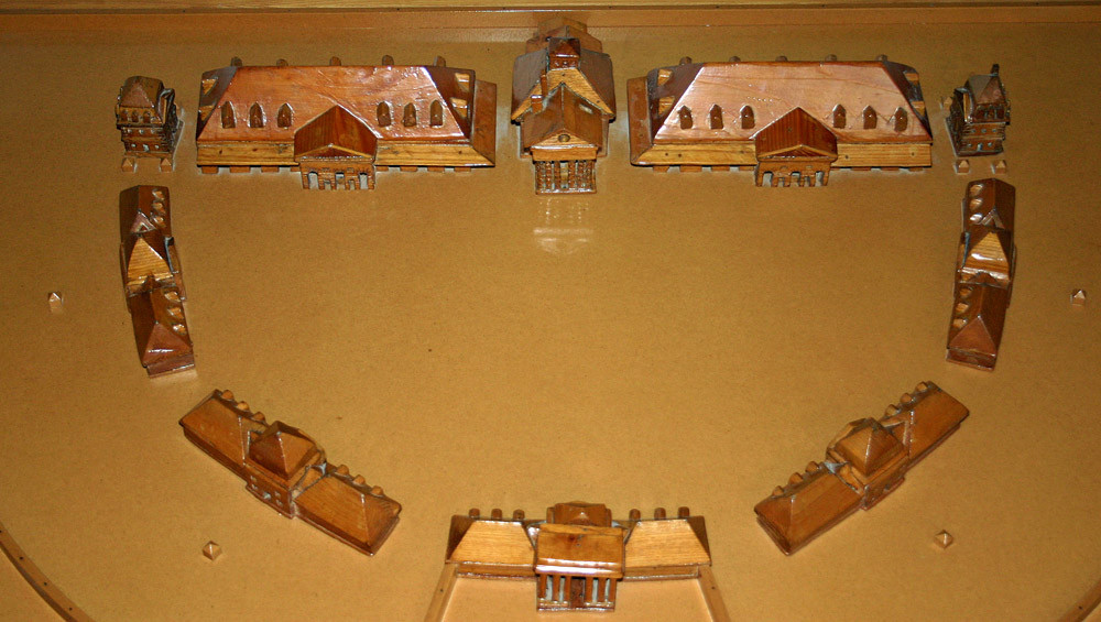 Arc-et-Senans, maquette en bois des installations