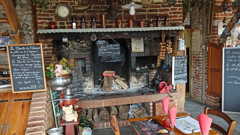  La cheminée pour le "Cochon de lait"