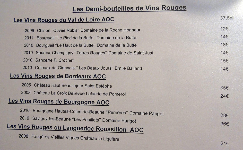Demi-bouteilles de vin rouge