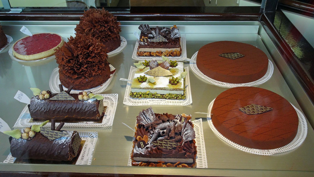 Gâteaux en vitrine
