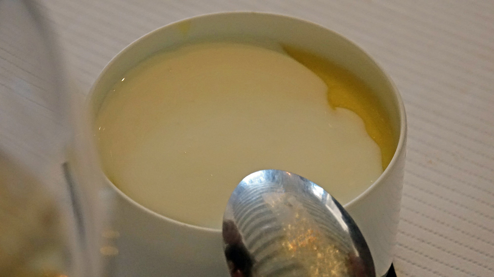 Purée de pommes de terre et lait ribot
