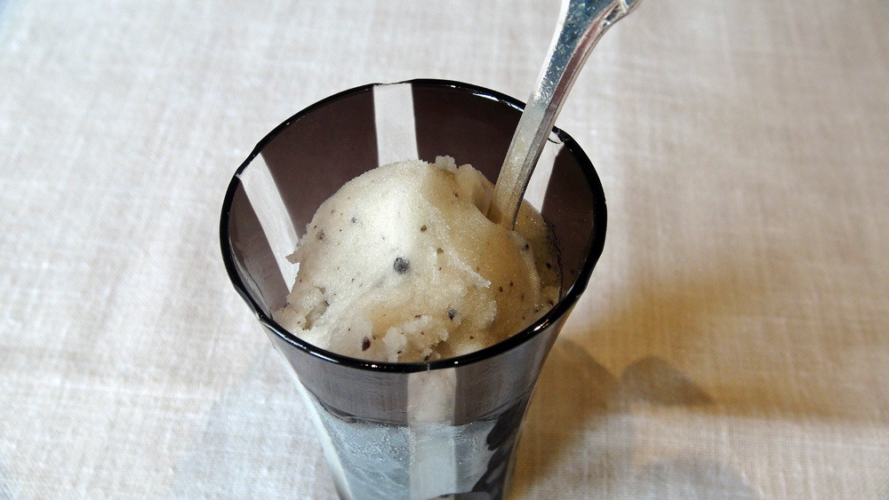 Sorbet Vélasquez (Champagne, truffe et Marasquin)