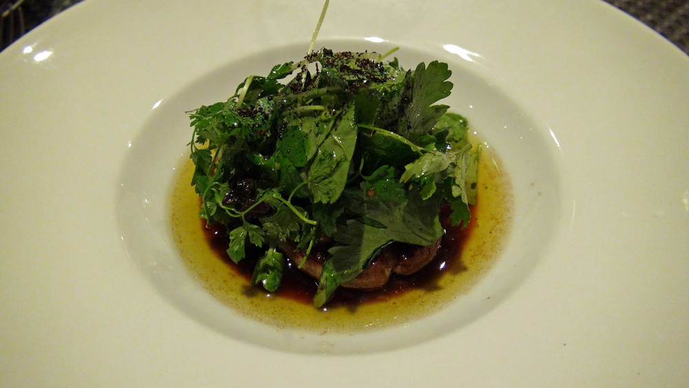 Foie gras poêlé uzumiso, vinaigrette de soja