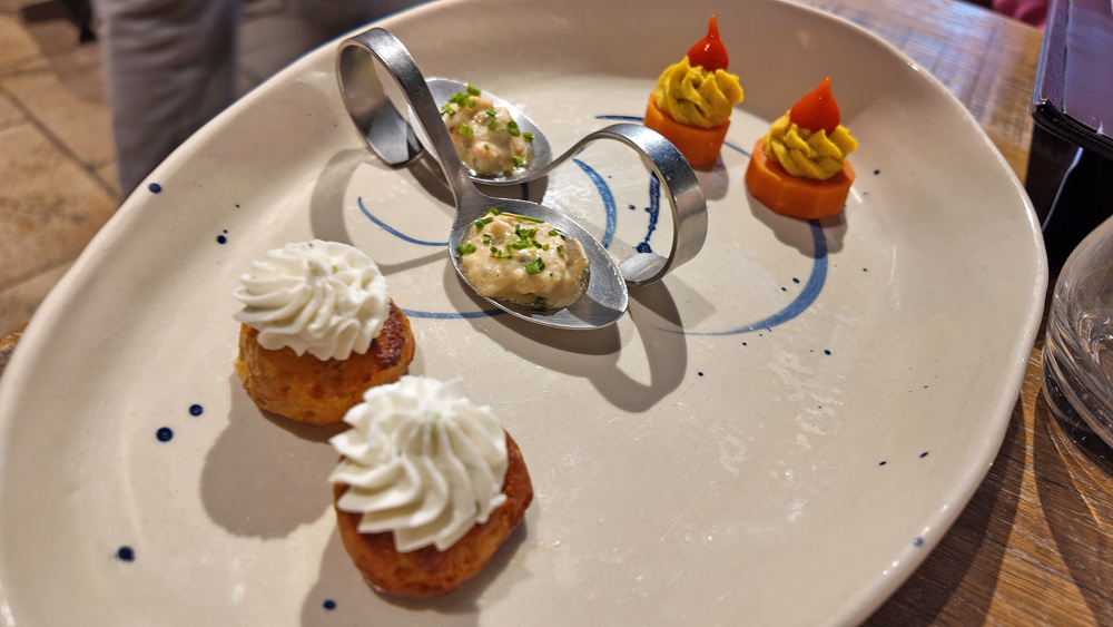 Amuse-bouche